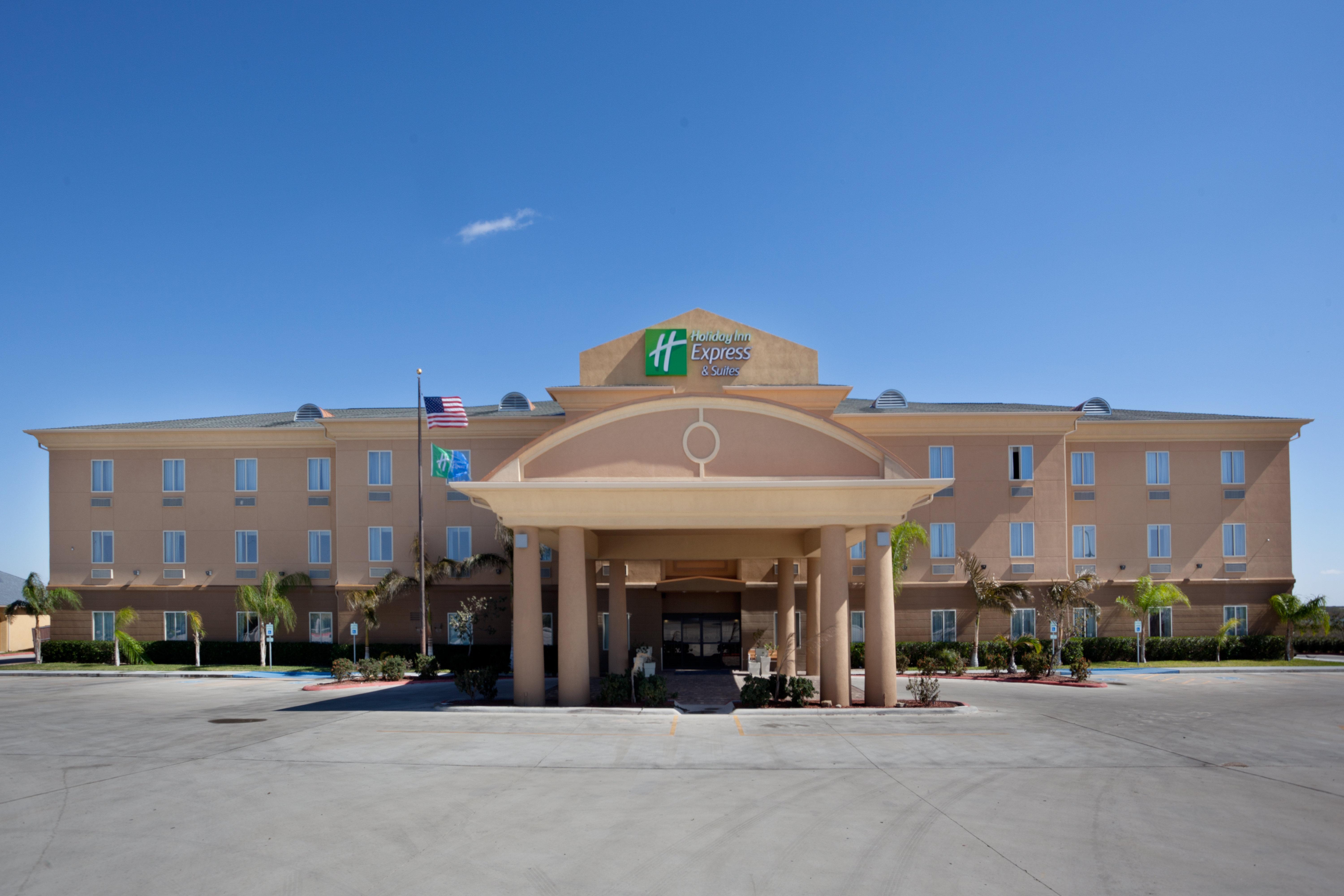 Holiday Inn Express Hotel & Suites Zapata By Ihg Exterior foto